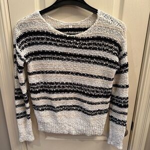 Veronica Beard Chuilla textured Black and White Striped Sweater. Women size Med